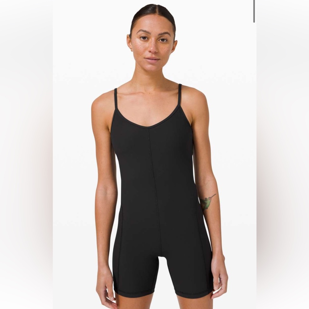Ribbed Contoured Unitard 6” - Picture 3 of 10
